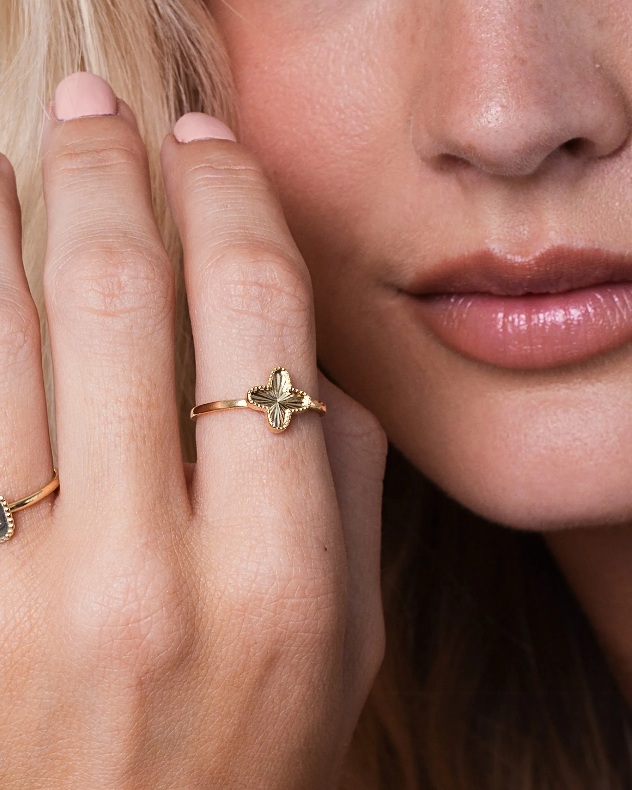 14k Gold Milgrain Clover Ring