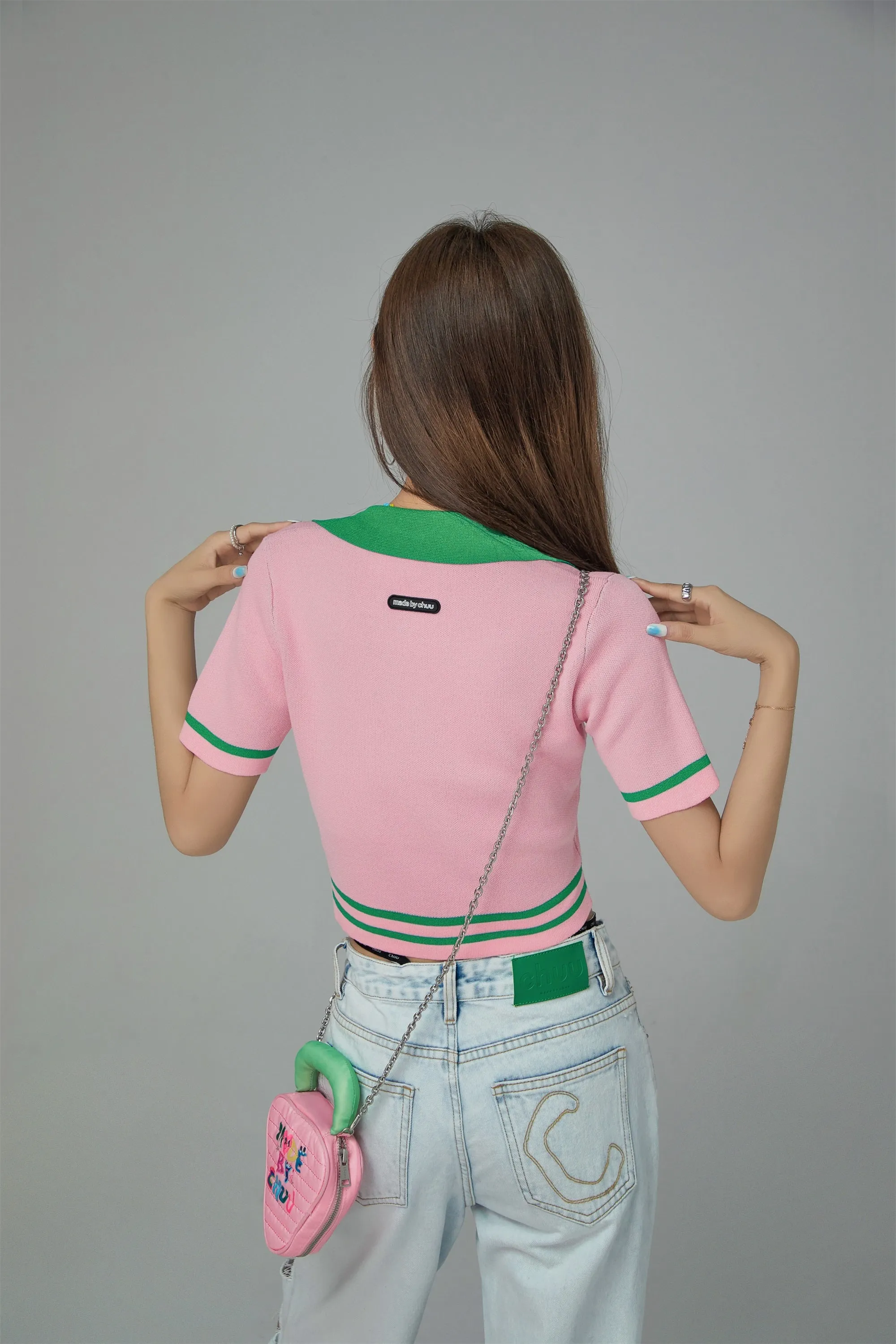 Chuu Spirit V-Neck Cropped T-shirt