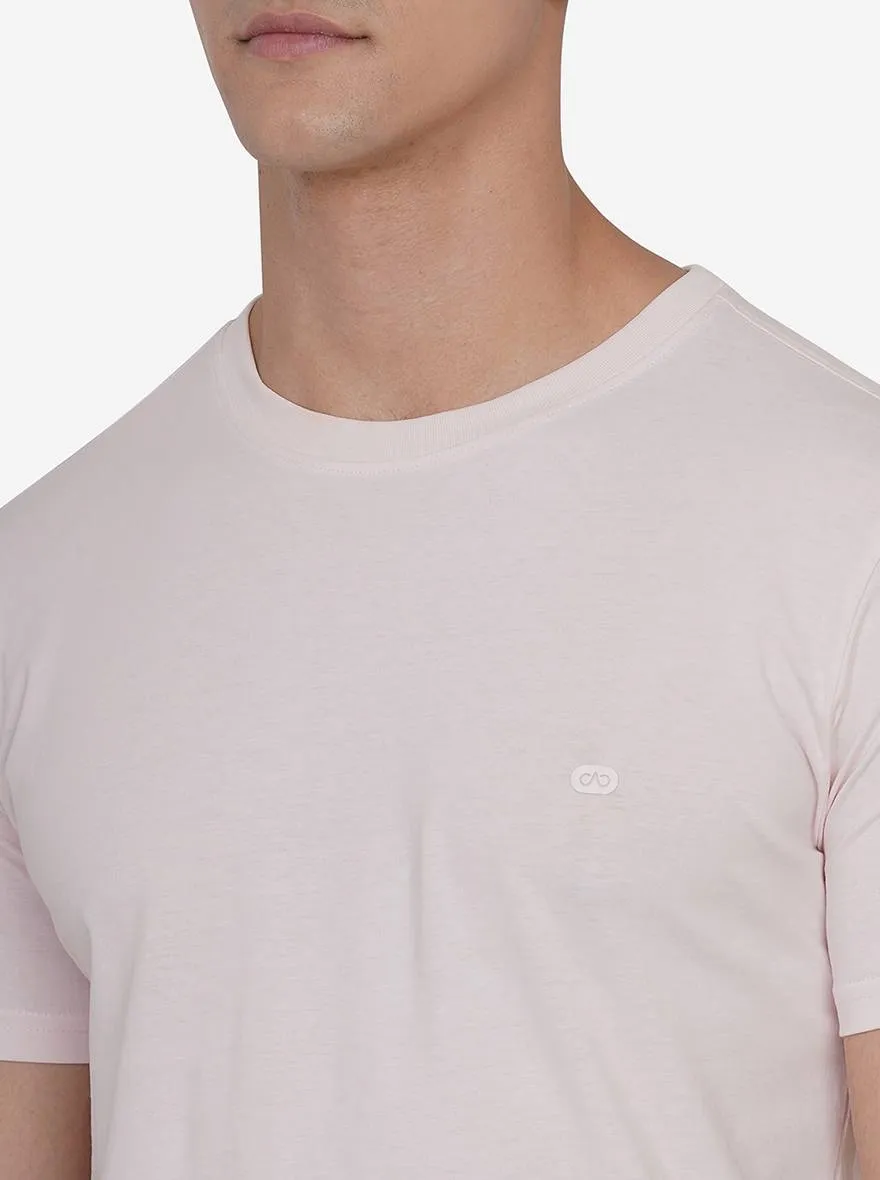 Delicacy Pink Solid Slim Fit T-Shirt | JadeBlue