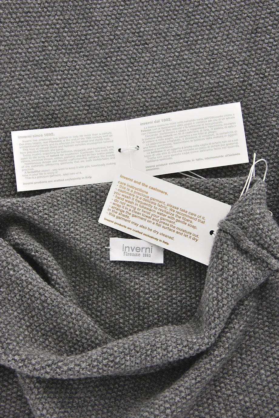 INVERNI ALPS Grey Cashmere Top