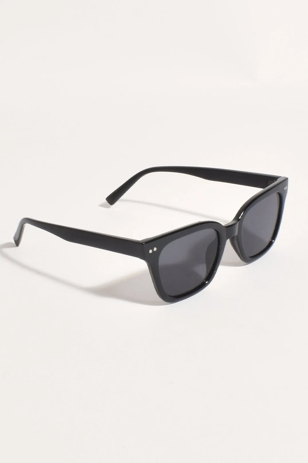 Prague Sunglasses in Black