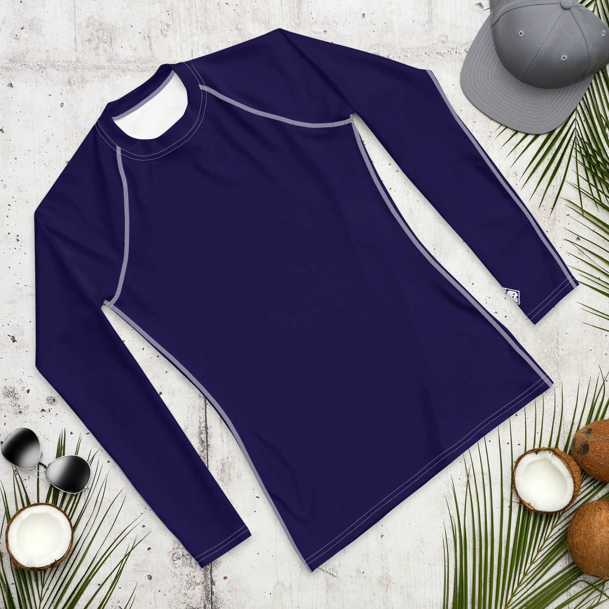 Timeless Comfort: Solid Color Rash Guard for Men - Midnight Blue