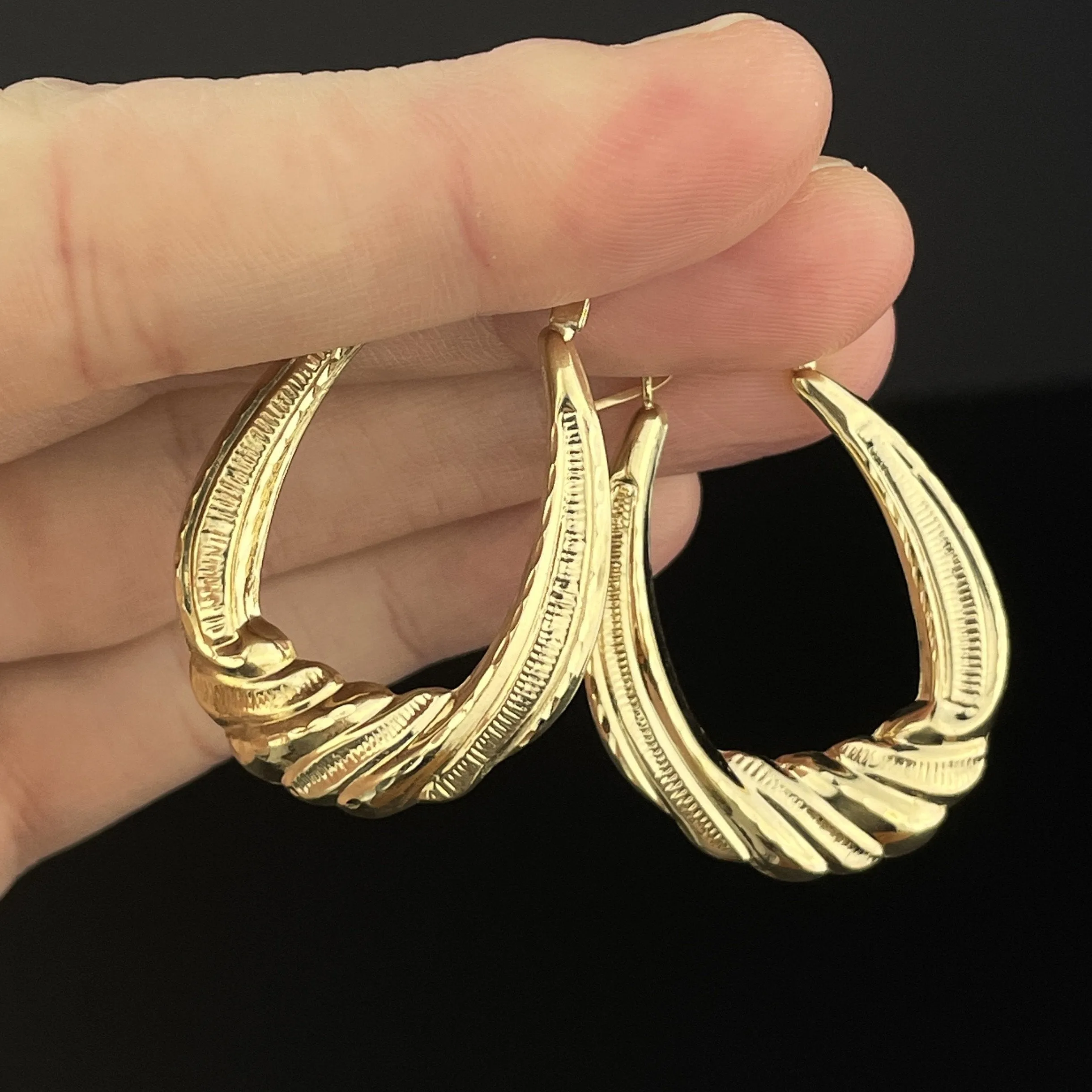 Vintage Solid 14K Gold Oval Twisted Braid Hoop Earrings